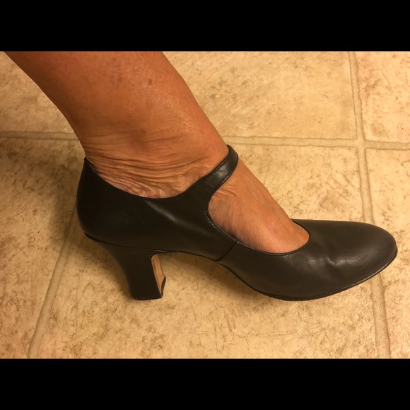 Capezio dance shoes - Picture 5 of 7